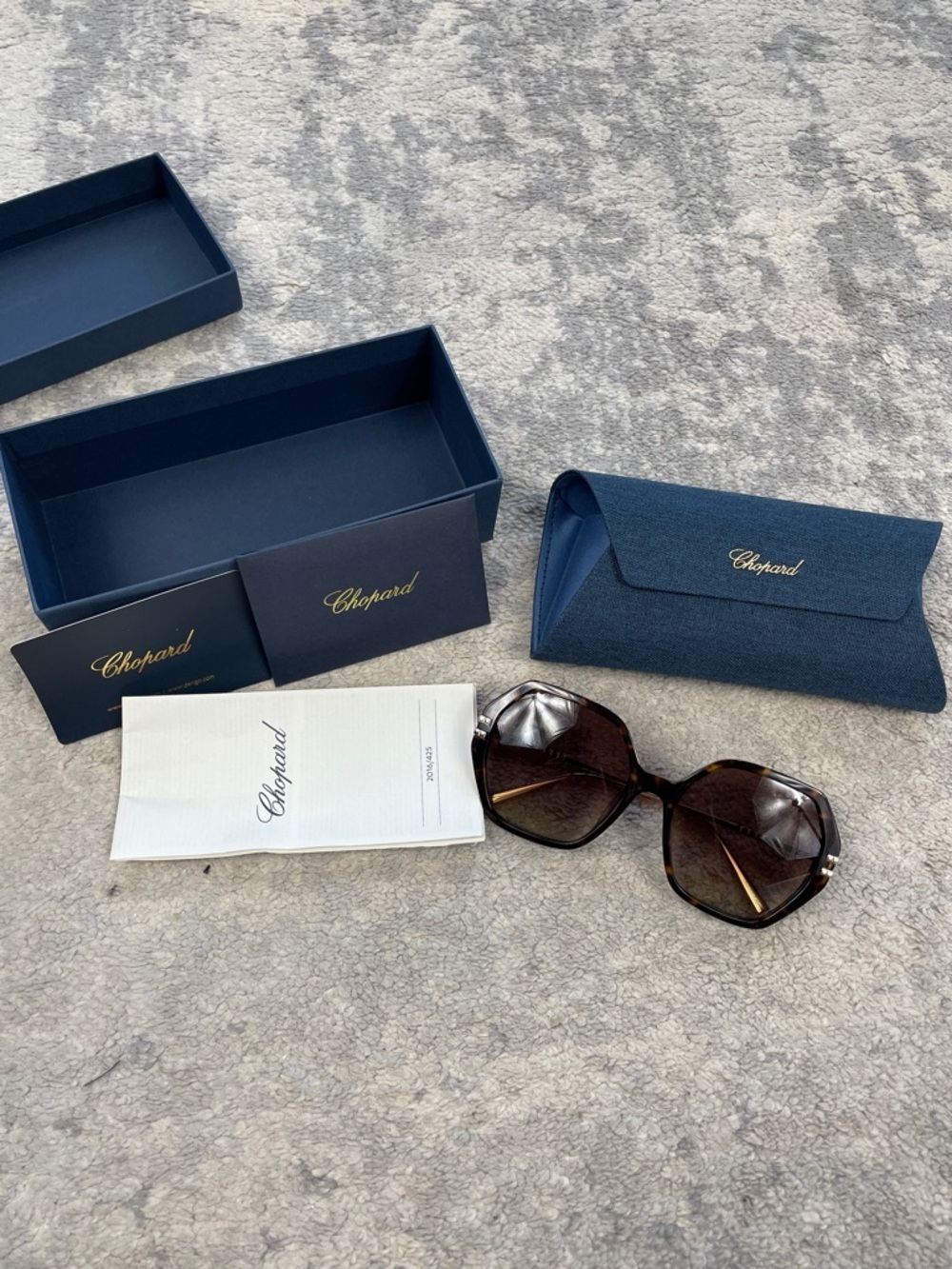 New Chopard Geometric Octogon Sunglasses SCH370M Dark Havana Gold 57 19 135 - Picture 5 of 15
